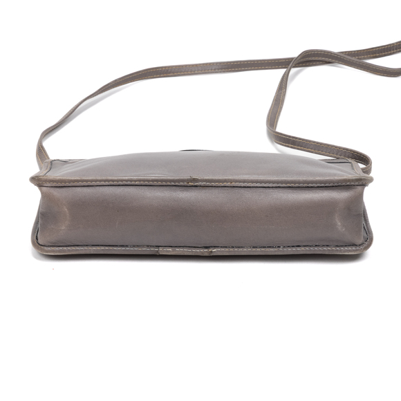 Gucci Vintage GG Logo Crossbody - Picture 6 of 11